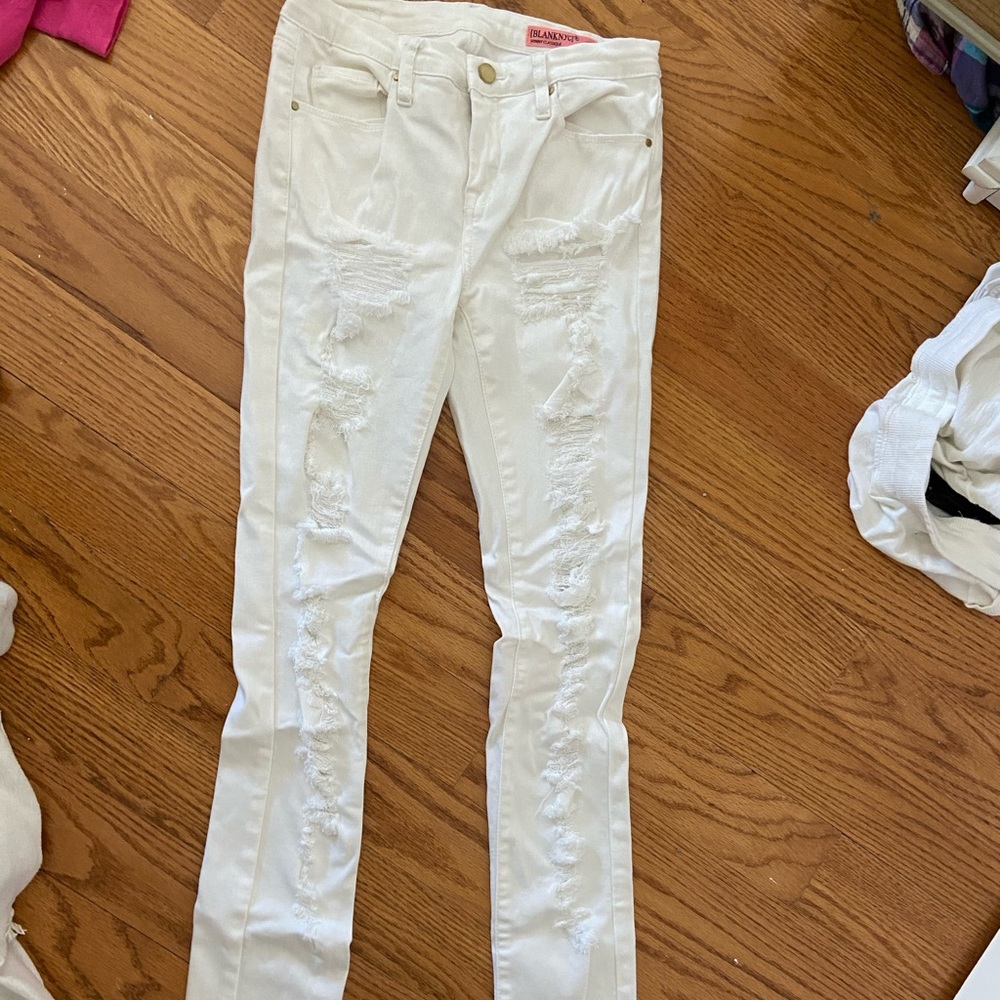 white ripped jeggings